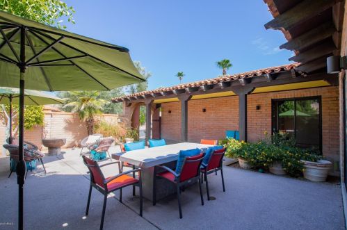 6825 18th St, Phoenix AZ  85042-5706 exterior