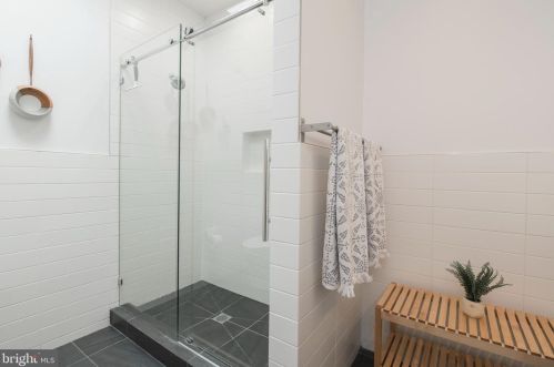 2030 Fletcher St, Philadelphia PA 19125-1539 exterior