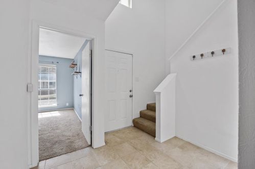 12835 Burninglog Ln, Dallas TX  75243-2118 exterior