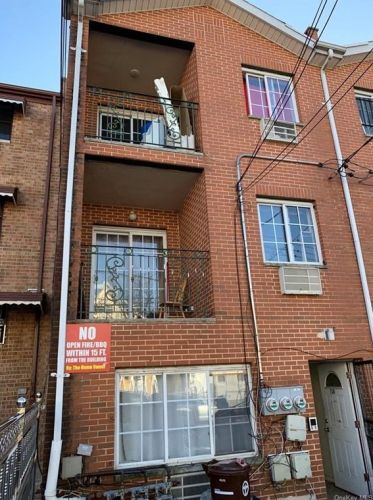 730 218th St, Bronx NY 10467-5881 exterior