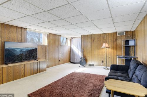 708 Everett Dr, Stillwater MN 55082-6159 exterior