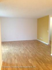 10615 Weidler St, Portland OR  97220-3823 exterior