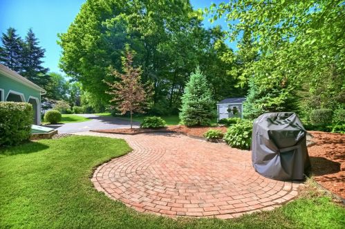 14 Foxcross Cir, Concord NH 03301-6920 exterior