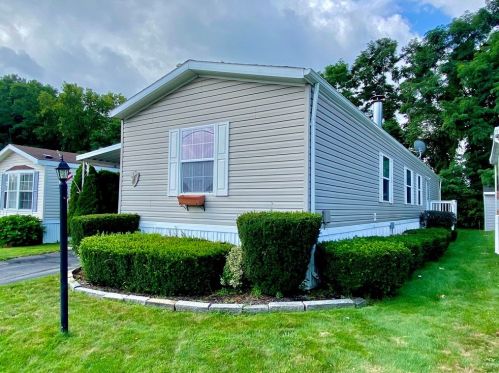 84 Celebration Cir, Chicopee MA 01020-2881 exterior