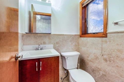 2655 Netherland Ave, Bronx NY 10463-4808 exterior