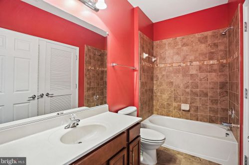 2139 Little Sorrel Way, Silver Spring MD 20902-2893 exterior