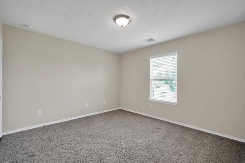 327 Cpe Conroe Dr, Montgomery TX 77356-5718 exterior