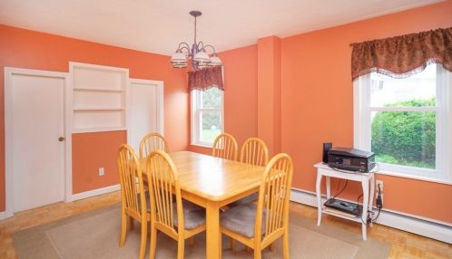 421 Britannia St, Taunton MA 02780-1853 exterior