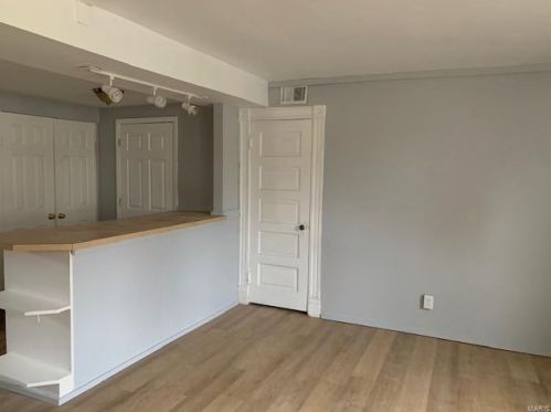 3232 Osceola St, Saint Louis MO 63111-1209 exterior