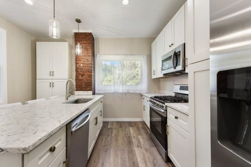 22 Millbridge St, Pittsburgh PA 15210-1071 exterior