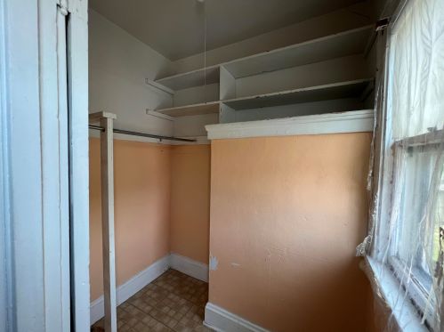 2839 49th St, Milwaukee WI  53219-3316 exterior