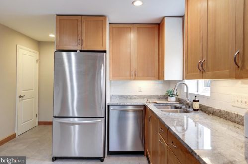 109 Raymond Ave, Alexandria VA 22301-1139 exterior