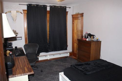 556 Elm St, Woonsocket RI 02895-3508 exterior