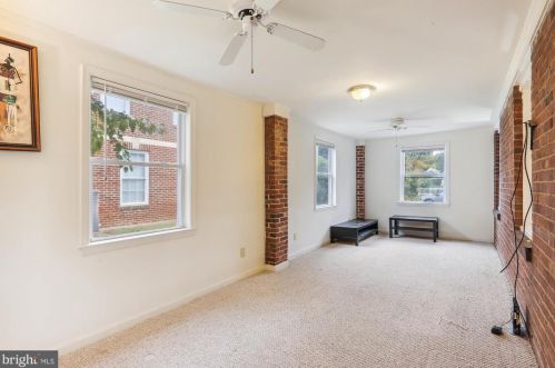 1009 Lewis Ave, Rockville MD 20851-2350 exterior