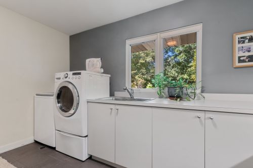 6461 Longmeadow Ave, Chicago IL 60712-3205 exterior