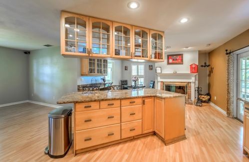 8919 Arrawana Ave, Tampa FL 33614-1810 exterior