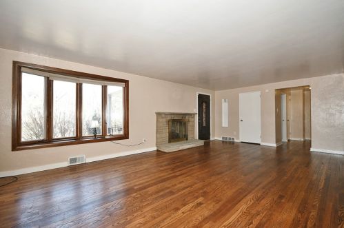 4558 Doverdell Dr, Pittsburgh, PA 15236-1823