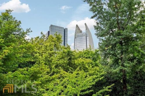 217 15 St, Atlanta GA 30318-7805 exterior