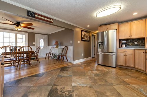 1 Fowler St, Concord NH 03303-1808 exterior