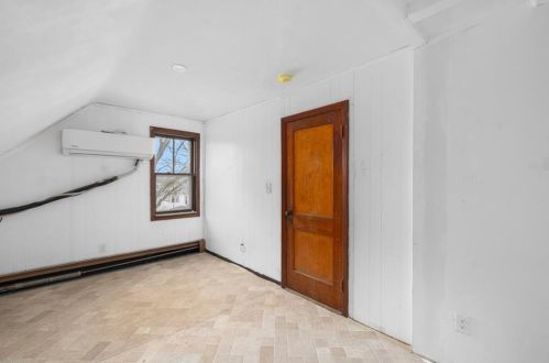 22 Oakland Ave, Providence RI  02919-4307 exterior