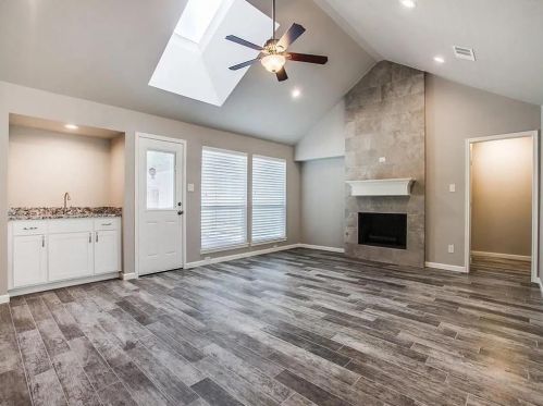 6919 Echo Bluff Dr, Dallas TX  75248-2903 exterior