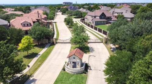 12031 Toscana Way, Frisco TX 75035-2210 exterior