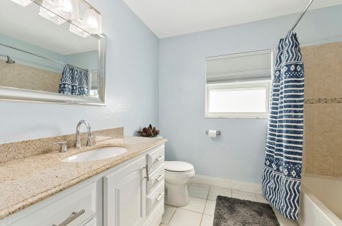 7604 Coquina Ave, Fort Pierce FL 34951-1032 exterior