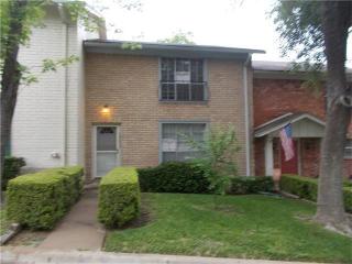 7403 Ophelia Dr, Austin TX  78752-2135 exterior