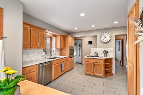 2434 85, Milwaukee WI 53226-1912 exterior