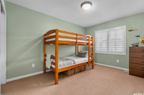 4166 Red Orch Way, Taylorsville UT 84084-5643 exterior