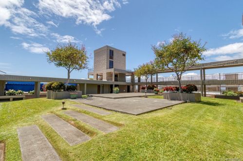 217 Prospect St, Honolulu HI  96813-1724 exterior