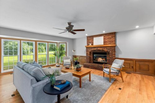 9937 Gerald Dr, Saint Louis MO 63128-1711 exterior