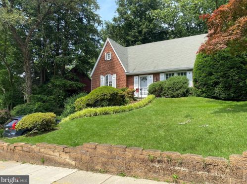 307 Dale Dr, Silver Spring MD  20910-5525 exterior