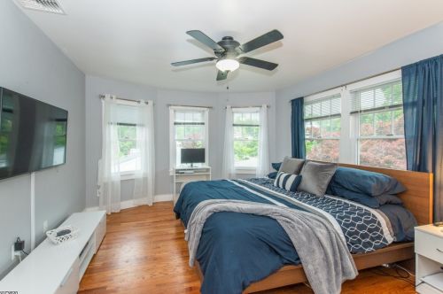 74 Roosevelt Ave, Kinnelon NJ  07405-1367 exterior