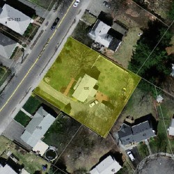 106 Lexington St, Newton MA 02466-1346 aerial view