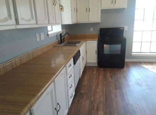 83 Estelle Cir, Montgomery TX  77356-5740 exterior