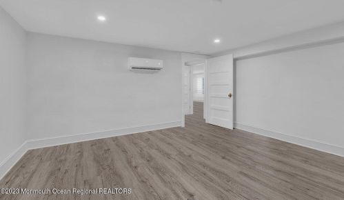 400 Newark Ave, Point Pleasant Beach NJ 08742-4141 exterior