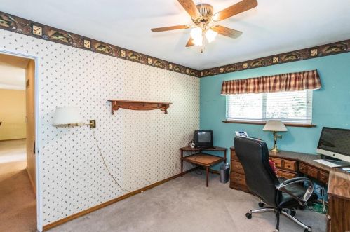 1438 Homecrest Dr, Saint Louis MO 63127-1124 exterior