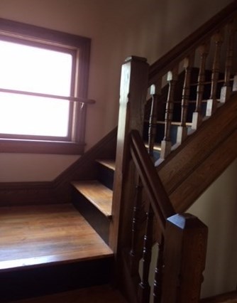 56 Temple St, Springfield MA 01105-1803 exterior