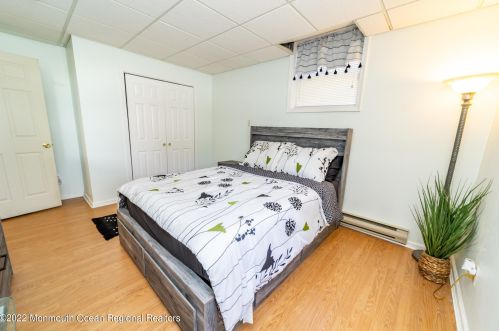 483 Western Blvd, Berkeley Township NJ 08721-3316 exterior