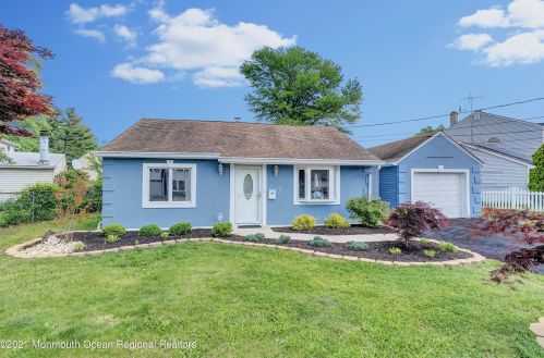 30 Knollwood Rd, Edison, NJ 08817-4033