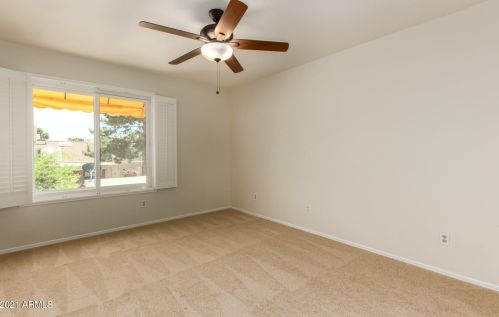 134 Beck Ln, Phoenix AZ 85032-3812 exterior