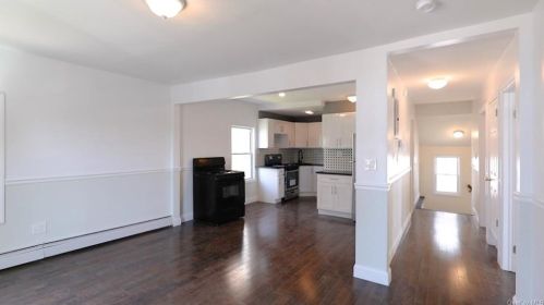 156 Un Ave, Mount Vernon NY 10550-3605 exterior