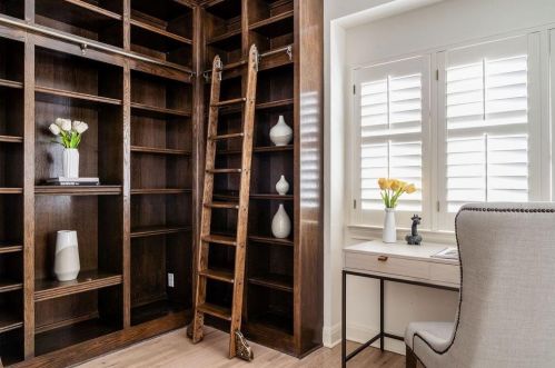 3315 Bridle Path, Austin TX 78703-2605 exterior