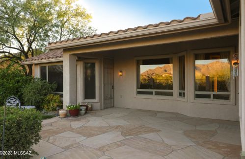 11438 Mtn Breeze Dr, Tucson AZ 85737-7247 exterior