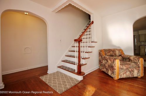 127 Charlton Ave, Hasbrouck Heights NJ 07604-1507 exterior