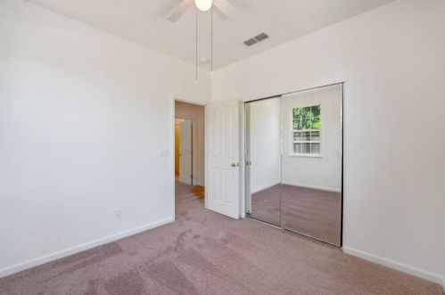 851 Holley Ct, Folsom CA 95630-3518 exterior