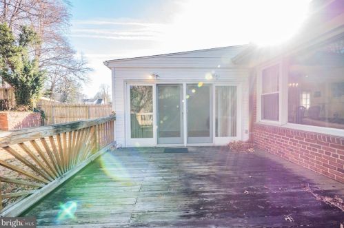 8921 2 Ave, Silver Spring MD 20910-2149 exterior