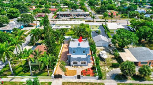 331 1 Ave, Boynton Beach FL 33435-4006 exterior