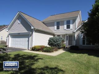 2108 Pointe Blvd, Aurora, IL 60504-7569